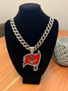 NFL Silver Cuban Chain Necklace with Red Buccaneers Flag Pendant